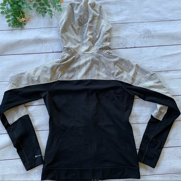 🎉HOST PICK 🎉NORTH FACE Mae Hybrid Hoodie - Picture 12 of 16